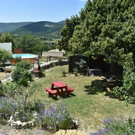 Le Village - 2 *